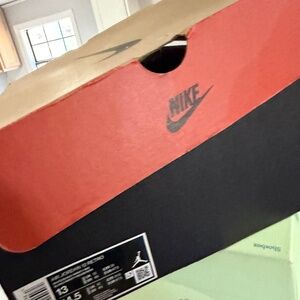 Retro 12 cherry (2025) size 13